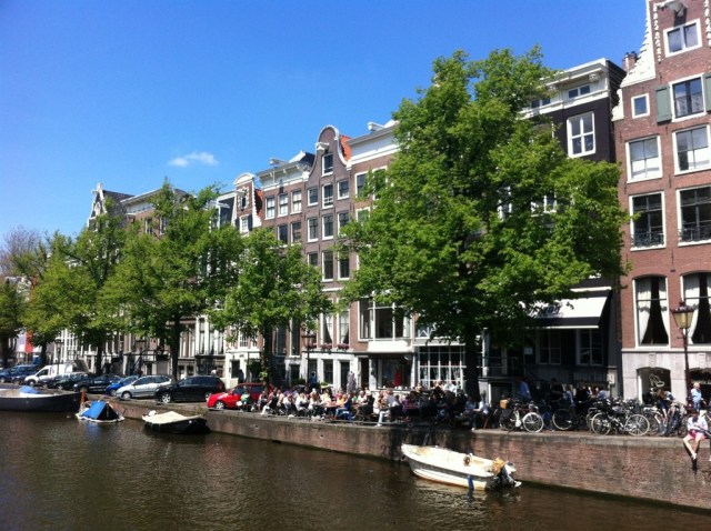 Don't you want to be one of those people sitting on the terrace by the canal?  